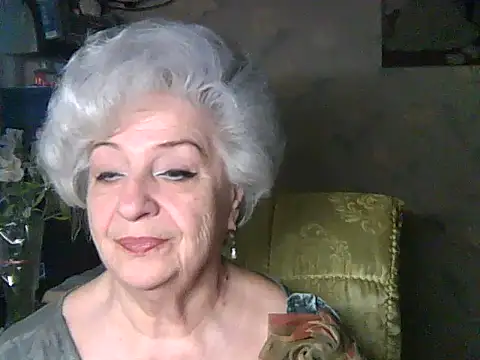Snapshot of ValeriaKroww chatting on May 2026 04:19:02 AM ValeriaKroww online show from May 2026 04:19:02 AM