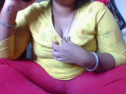 Mathi cam online show from December 2025 07:17:01 AM
