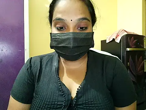 Snapshot of Mathi_cam chatting on June 2026 03:58:02 PM Mathi cam online show from June 2026 03:58:02 PM