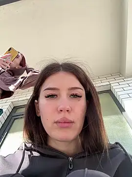 Snapshot of MelissaPinkiss chatting on February 2026 12:00:01 PM MelissaPinkiss online show from February 2026 12:00:01 PM