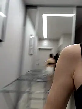 Snapshot of MelissaPinkiss chatting on March 2026 11:27:02 AM MelissaPinkiss online show from March 2026 11:27:02 AM