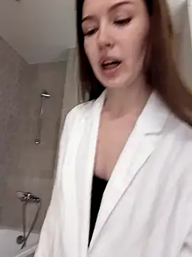 Snapshot of MelissaPinkiss chatting on April 2026 01:38:01 PM MelissaPinkiss online show from April 2026 01:38:01 PM