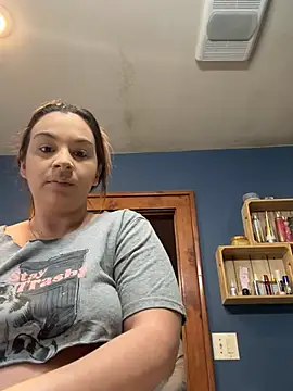 Snapshot of thickfarmtwat chatting on January 2026 05:39:01 PM thickfarmtwat online show from January 2026 05:39:01 PM