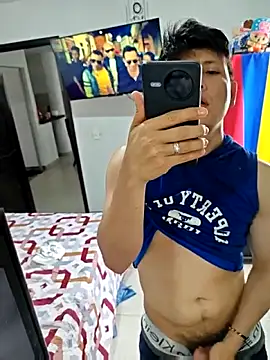 Dirty-Guy-Naugthy online show from November 2025 08:42:01 PM