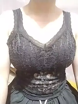 Niramiu online show from May 2026 11:13:01 PM