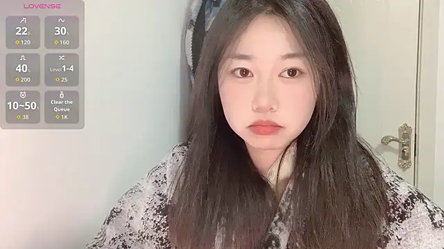 Snapshot of Xiaoji61 chatting on January 2026 06:17:02 AM Xiaoji61 online show from January 2026 06:17:02 AM