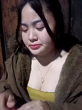 Bee-bgolden online show from December 2025 03:30:02 PM