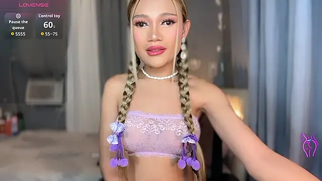 Tsfoxyangelx online show from August 2026 05:23:02 PM