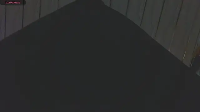 Snapshot of Suarezz10_ chatting on November 2025 04:14:02 PM Suarezz10 online show from November 2025 04:14:02 PM