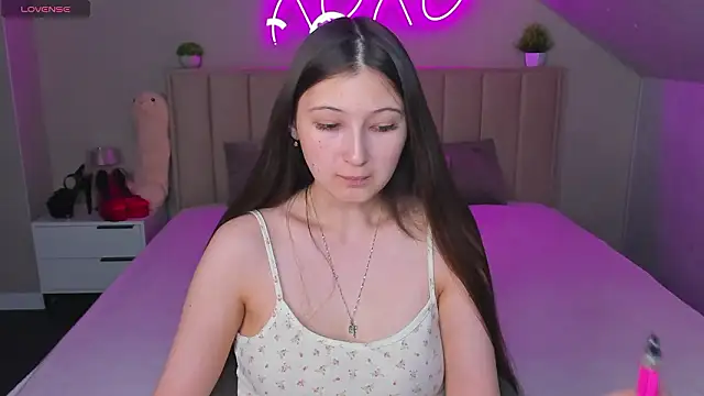 Snapshot of Ella_Burns chatting on February 2026 09:30:01 AM Ella Burns online show from February 2026 09:30:01 AM