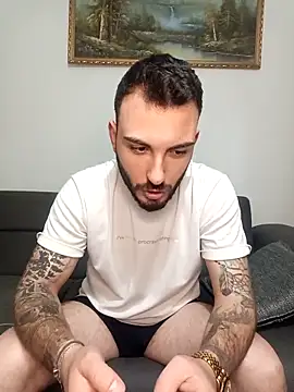 Snapshot of snncdgn chatting on November 2025 09:17:01 PM snncdgn online show from November 2025 09:17:01 PM