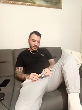 Snapshot of snncdgn chatting on December 2025 09:33:01 PM snncdgn online show from December 2025 09:33:01 PM