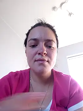 Snapshot of LinaGlow_ chatting on November 2025 09:08:02 AM LinaGlow online show from November 2025 09:08:02 AM