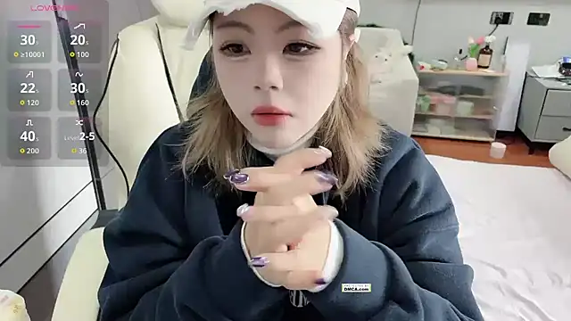 Snapshot of Chayka_21 chatting on February 2026 05:05:01 AM Chayka 21 online show from February 2026 05:05:01 AM