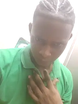 Snapshot of strem_fitblack chatting on November 2025 02:44:02 AM strem fitblack online show from November 2025 02:44:02 AM