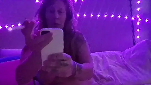 Redriddinghood8 online show from November 2025 03:34:01 AM