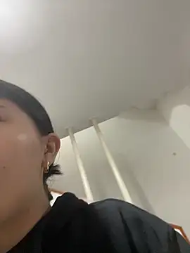 violettabond online show from December 2025 10:09:02 AM