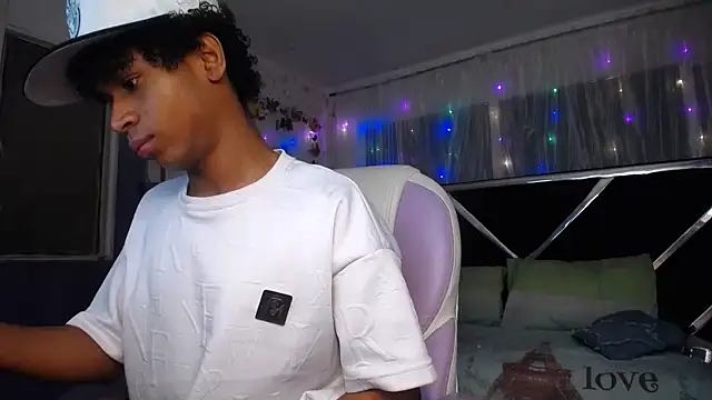 Santy bigcock 01 online show from May 2026 02:45:01 PM