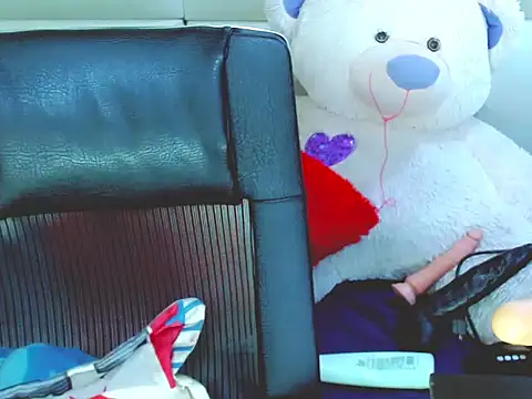 NharaBigCock online show from December 2025 03:51:01 PM