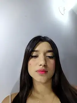violett fowlerxx online show from May 2026 12:22:02 PM