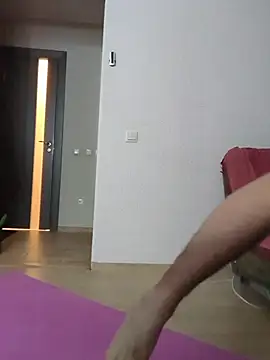 lucky swimmer online show from November 2025 03:14:02 PM