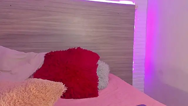 Taylor walton online show from February 2026 12:32:02 PM