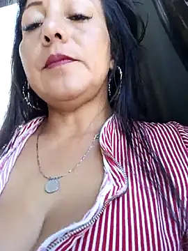 misshot 02 online show from April 2026 06:52:01 PM