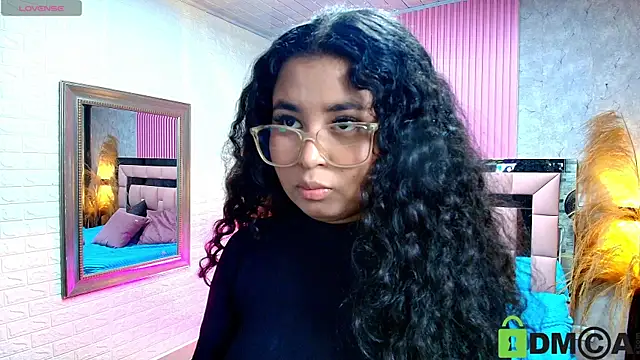 griselle rousse online show from April 2026 12:04:01 AM