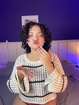 Snapshot of _sarahRose chatting on November 2025 03:31:02 AM sarahRose online show from November 2025 03:31:02 AM