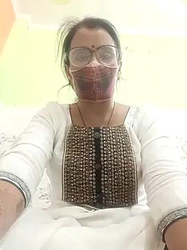 sanjana077 online show from November 2025 05:51:02 AM