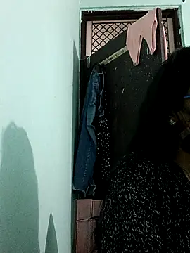 Snapshot of sanjana077 chatting on February 2026 02:04:02 AM sanjana077 online show from February 2026 02:04:02 AM