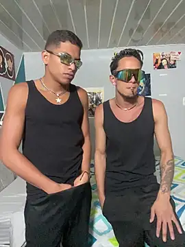 Snapshot of Mike_and_Rayan chatting on February 2026 01:46:01 AM Mike and Rayan online show from February 2026 01:46:01 AM