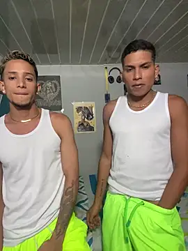 Snapshot of Mike_and_Rayan chatting on February 2026 01:51:01 AM Mike and Rayan online show from February 2026 01:51:01 AM