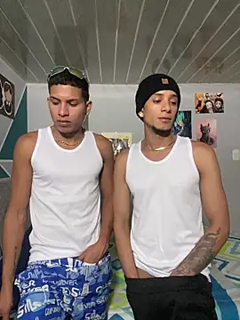 Snapshot of Mike_and_Rayan chatting on March 2026 05:02:02 AM Mike and Rayan online show from March 2026 05:02:02 AM