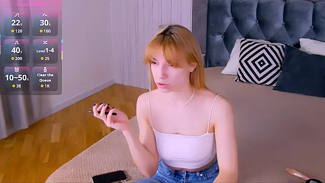 Snapshot of CindyMoriLove chatting on March 2026 05:35:01 AM CindyMoriLove online show from March 2026 05:35:01 AM