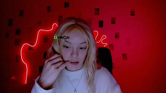 mia starrr  online show from February 2026 08:12:02 PM