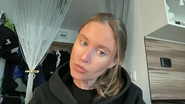 Ameli8 online show from March 2026 11:04:02 AM