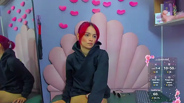 luci miller online show from November 2025 02:54:02 AM