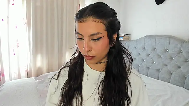 haadaa  online show from April 2026 07:48:01 PM