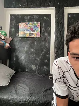 teencutee online show from November 2025 04:17:02 PM