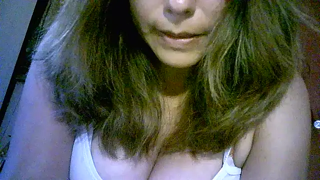 Zulreyna online show from March 2026 03:01:01 AM