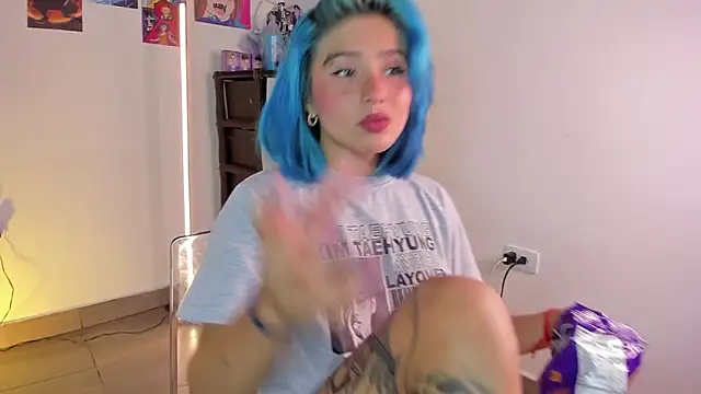 Snapshot of Star_Taylenna chatting on December 2025 04:07:01 AM Star Taylenna online show from December 2025 04:07:01 AM