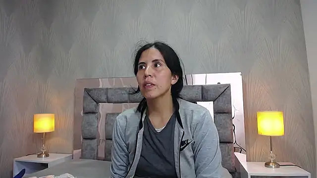 GiselaZivic online show from July 2026 07:16:02 PM