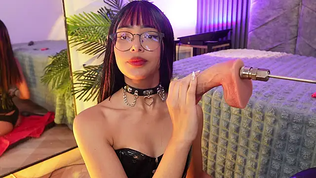  ViolletteNoir  online show from March 2026 08:41:02 PM