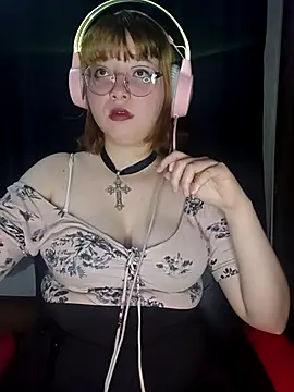 Snapshot of Michi_sauria1 chatting on November 2025 09:39:01 PM Michi sauria1 online show from November 2025 09:39:01 PM