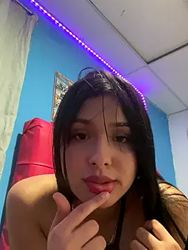 Snapshot of Chiquinquira3 chatting on November 2025 03:16:02 AM Chiquinquira3 online show from November 2025 03:16:02 AM