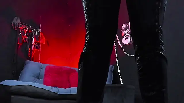 KatrinaStone online show from March 2026 10:37:02 PM