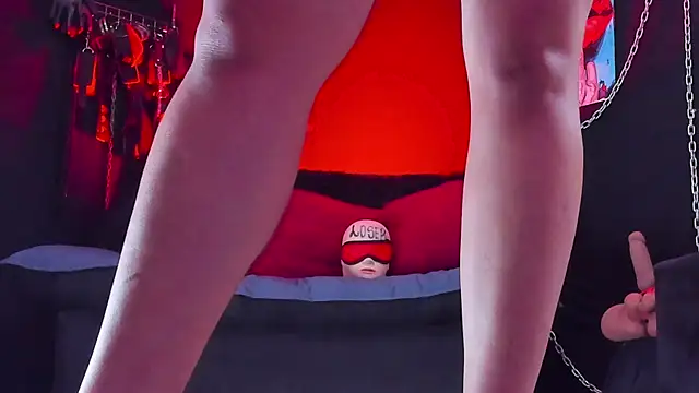 KatrinaStone online show from April 2026 05:53:02 PM