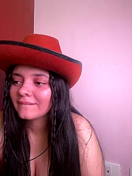 candicewest  online show from December 2025 04:35:02 PM