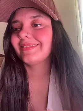 candicewest  online show from April 2026 05:25:01 PM